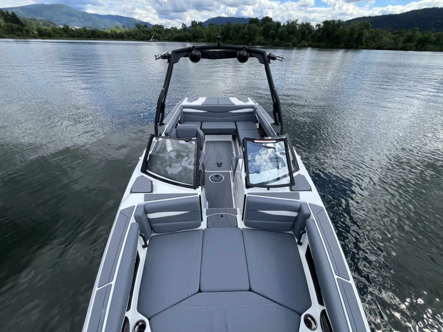 2026 Axis A225