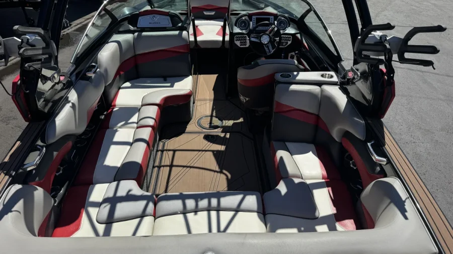 2014-supra-sc-138618-image12.webp