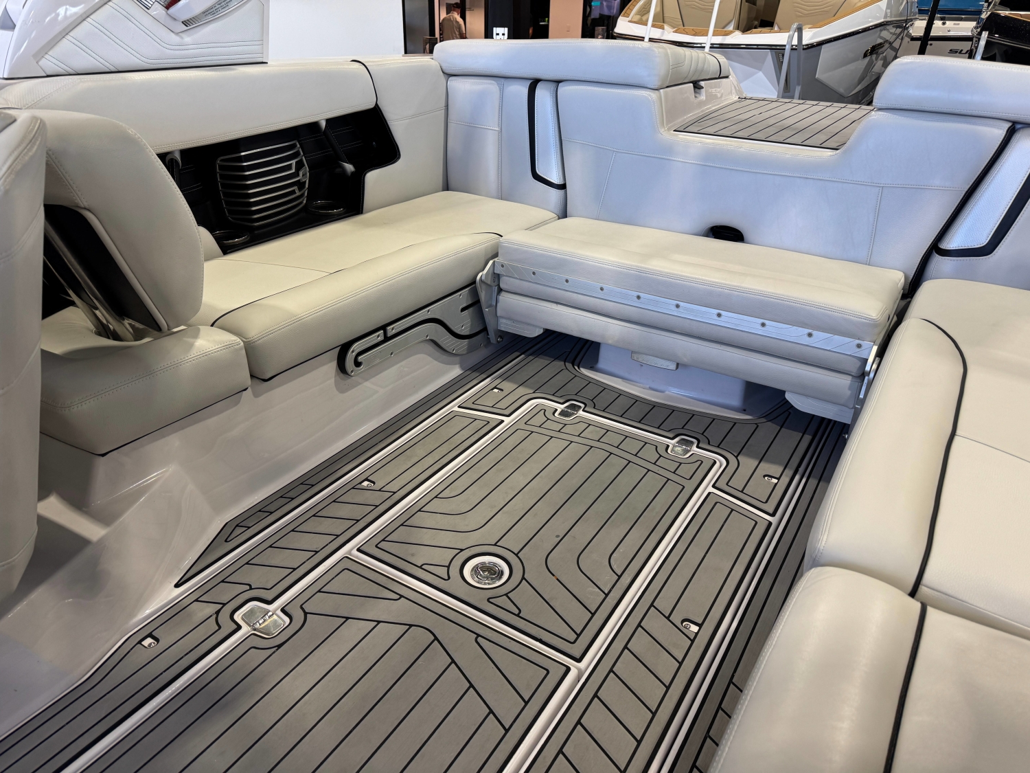 2015 Nautique Super Air Nautique G23