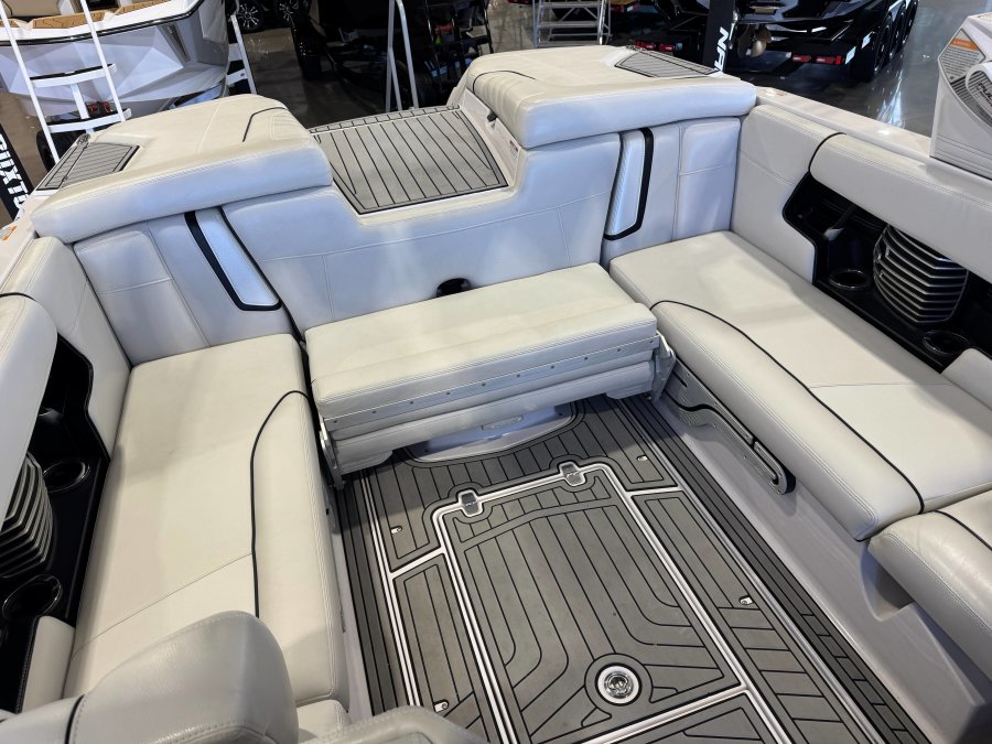 2015-nautique-g23-138627-image16