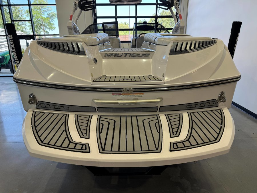 2015-nautique-g23-138627-image8