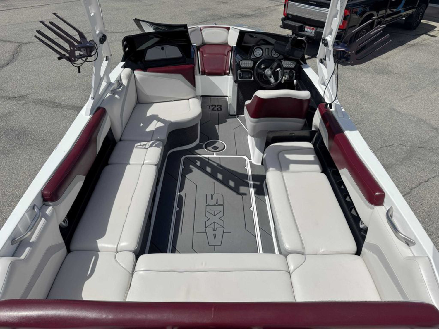2018 Axis Wake Research T23