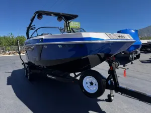 2020-moomba-max-138640-image3
