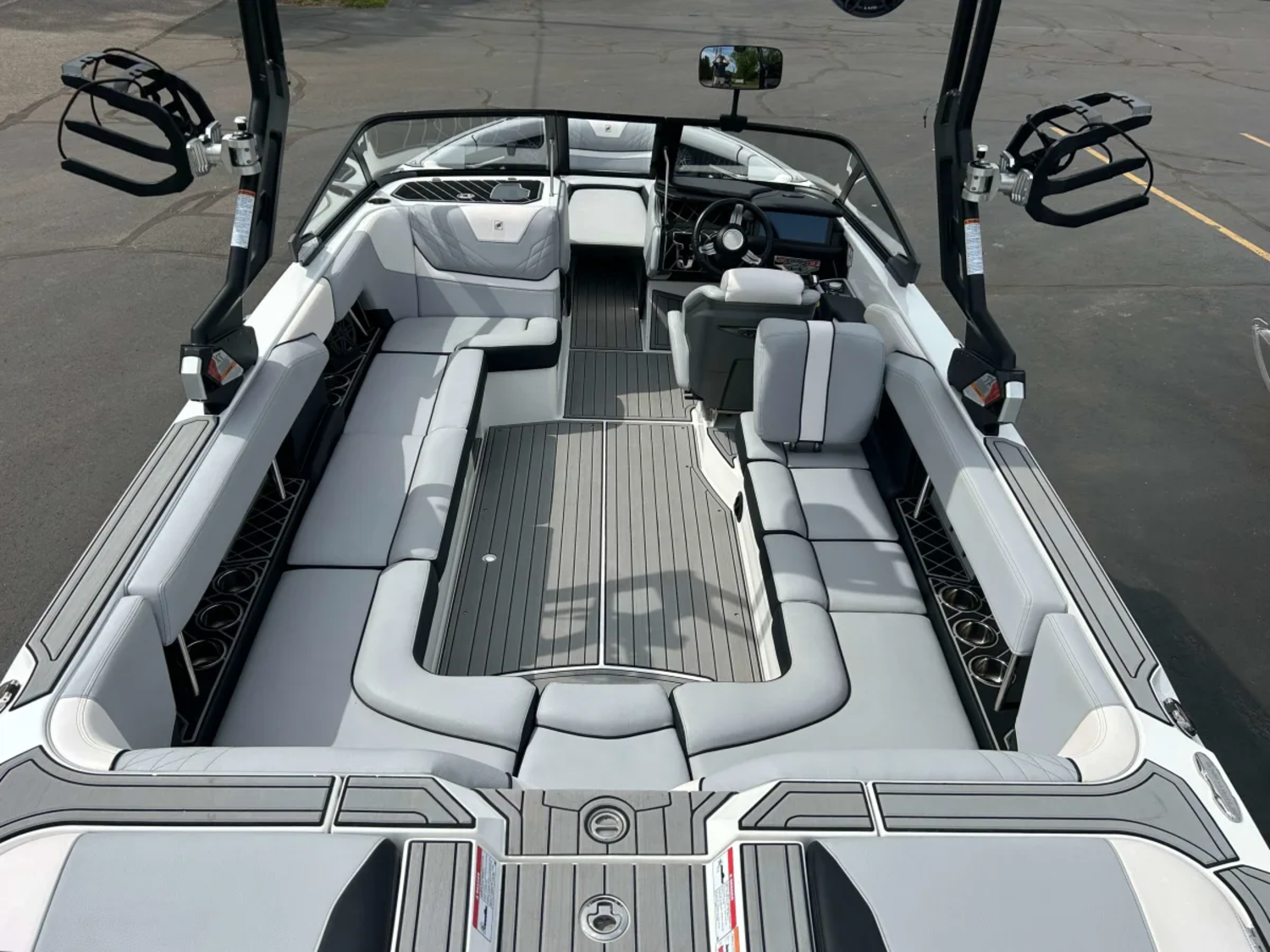 2021 Nautique GS24