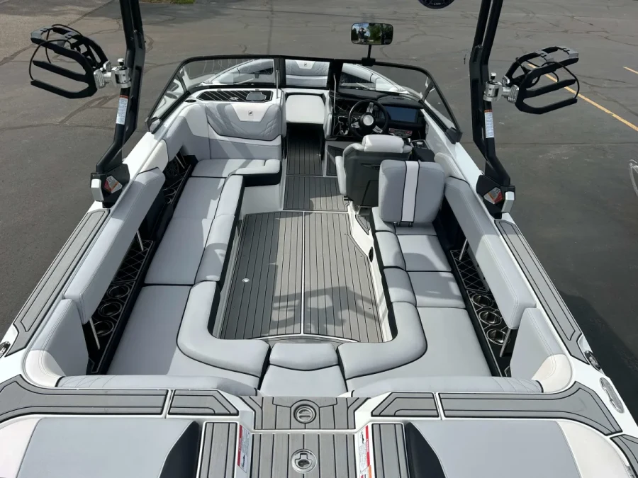 2021-nautique-gs24-138665-image2.webp