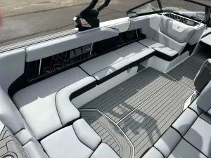 2021-nautique-gs24-138665-image3.webp