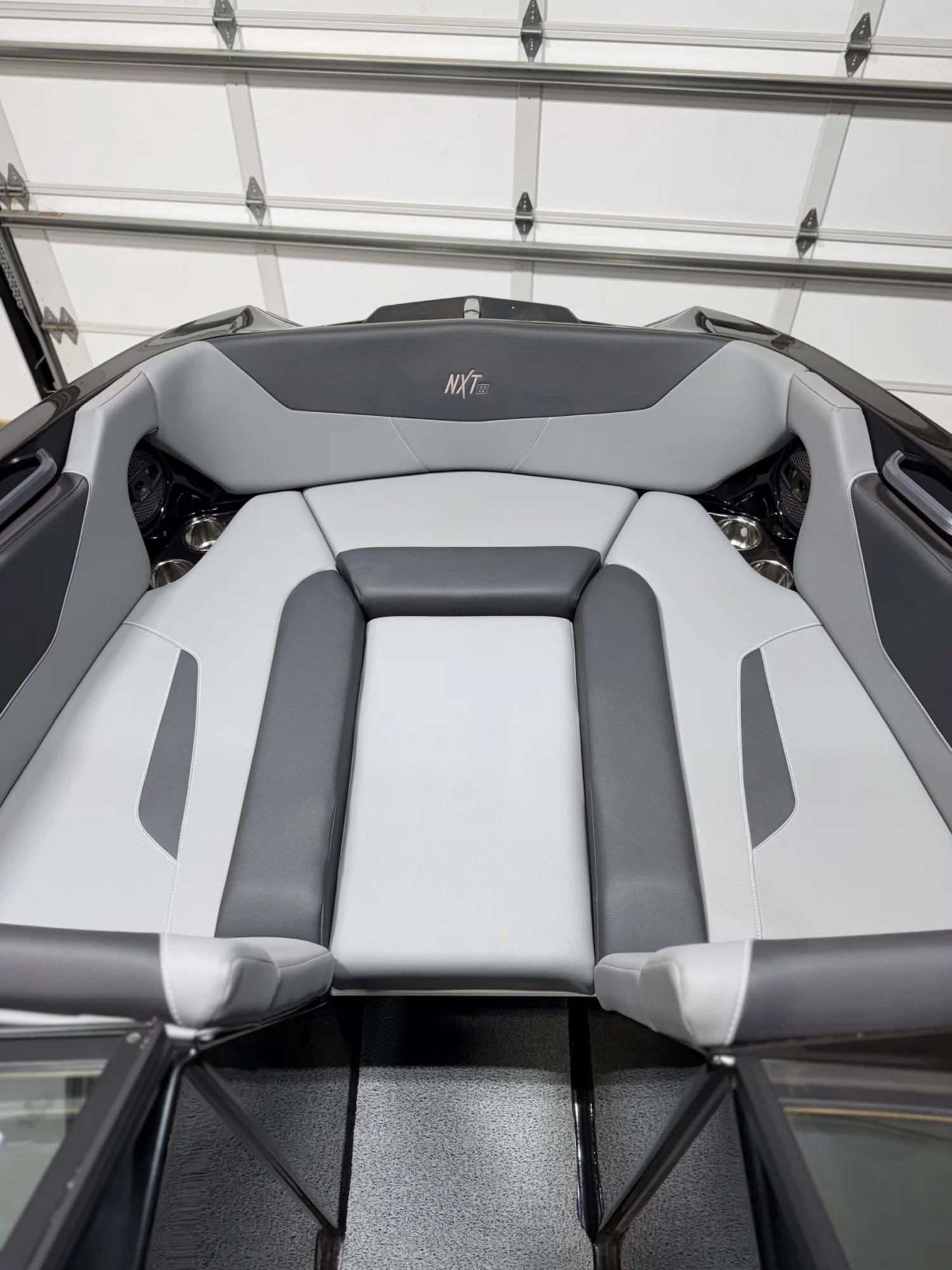 2023 MasterCraft NXT22