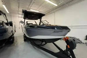 2026-malibu-wakesetter-25-lsv-138685-image1.webp