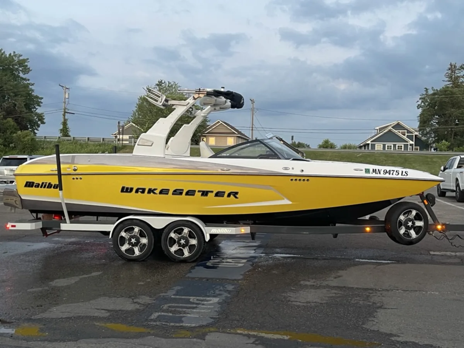 2016 Malibu Boats Wakesetter 24 MXZ, Monsoon 450 G4 Tower Fully loaded