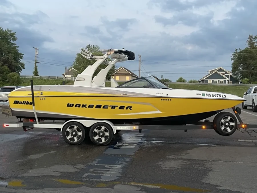2016-malibu-wakesetter-24-mxz-138705-image7.webp