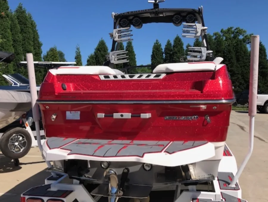 2021-supra-se-138716-image4.webp