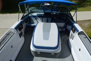2011-nautique-ski-nautique-200-138719-image1.webp