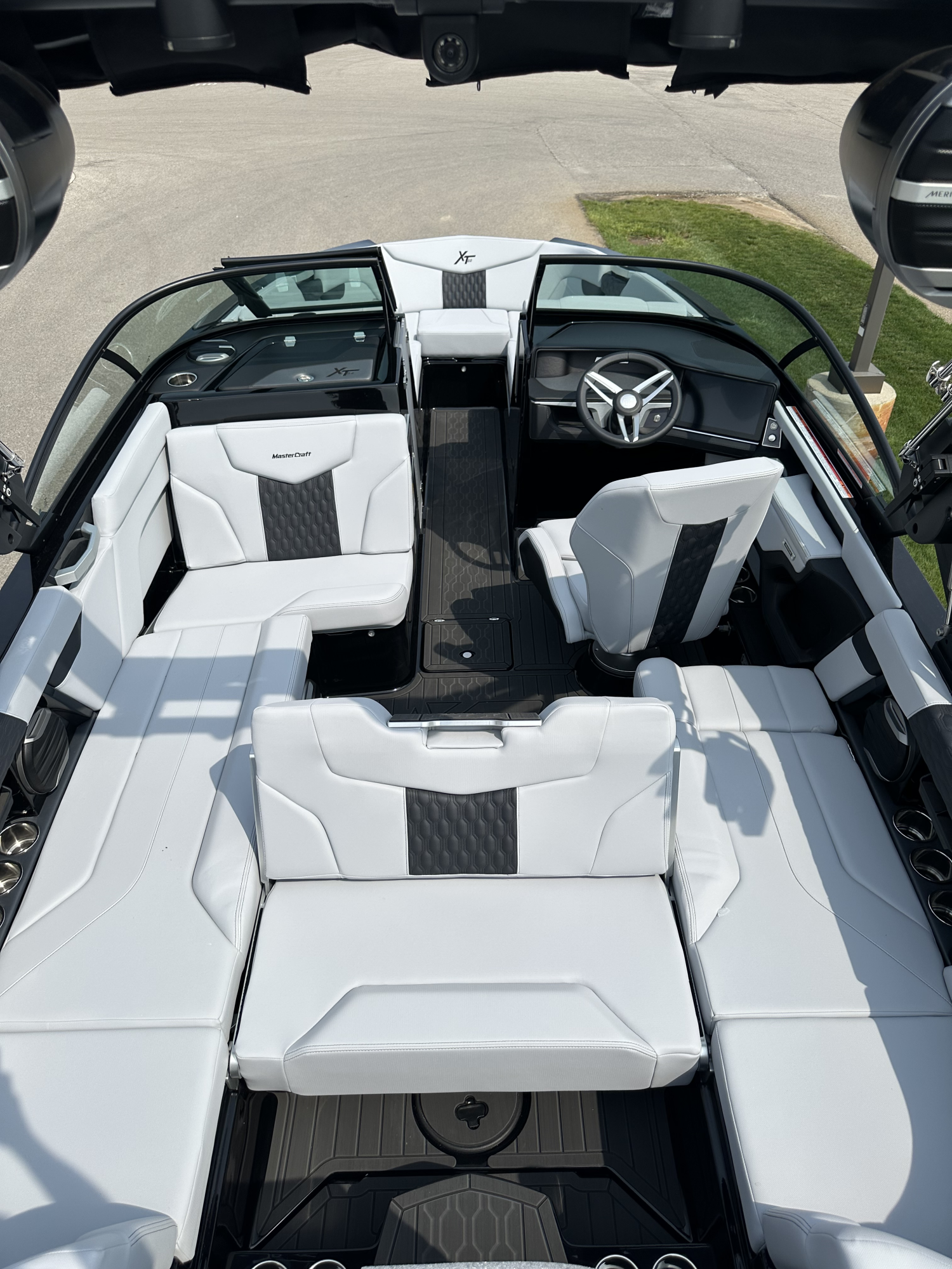 2026 MasterCraft XT22