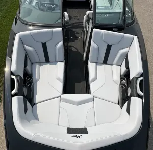 2026-mastercraft-xt22-138753-image20