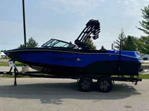 2026-mastercraft-xt22-138753-image5