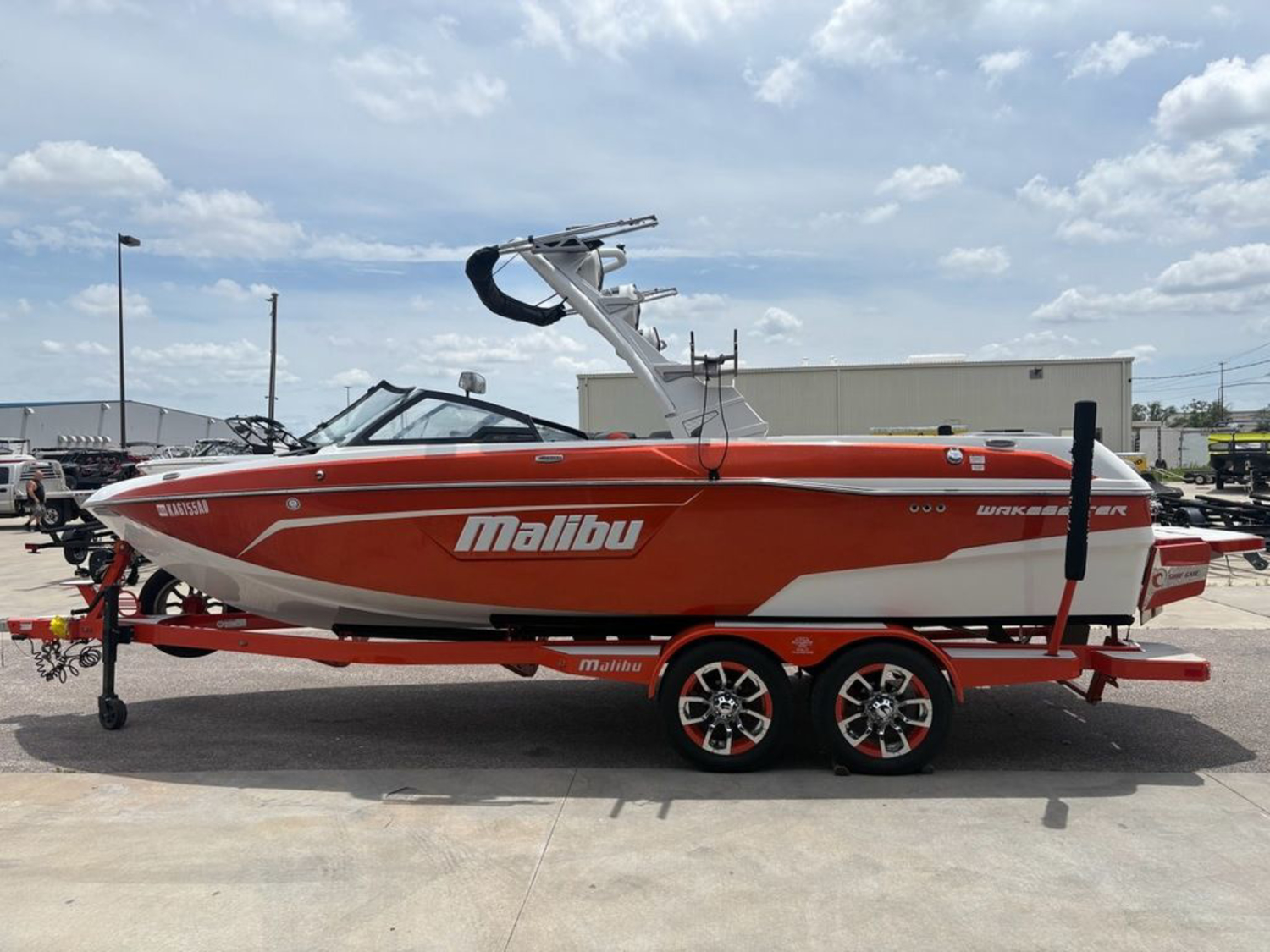 2022 Malibu Boats 23 LSV