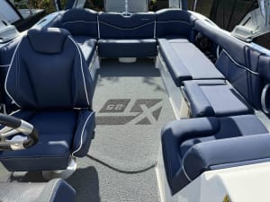 2018-mastercraft-xt25-138760-image10