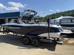 2018-mastercraft-xt25-138760-image5