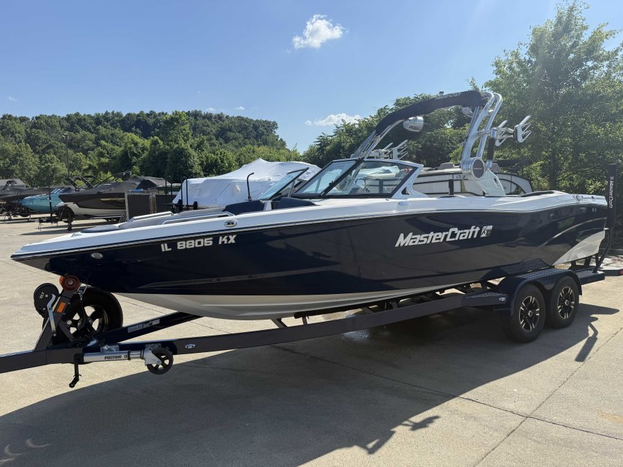 2018-mastercraft-xt25-138760-image7