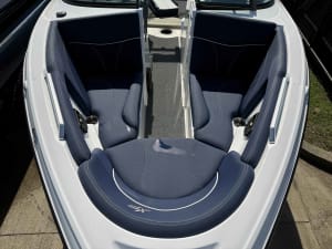 2018-mastercraft-xt25-138760-image8