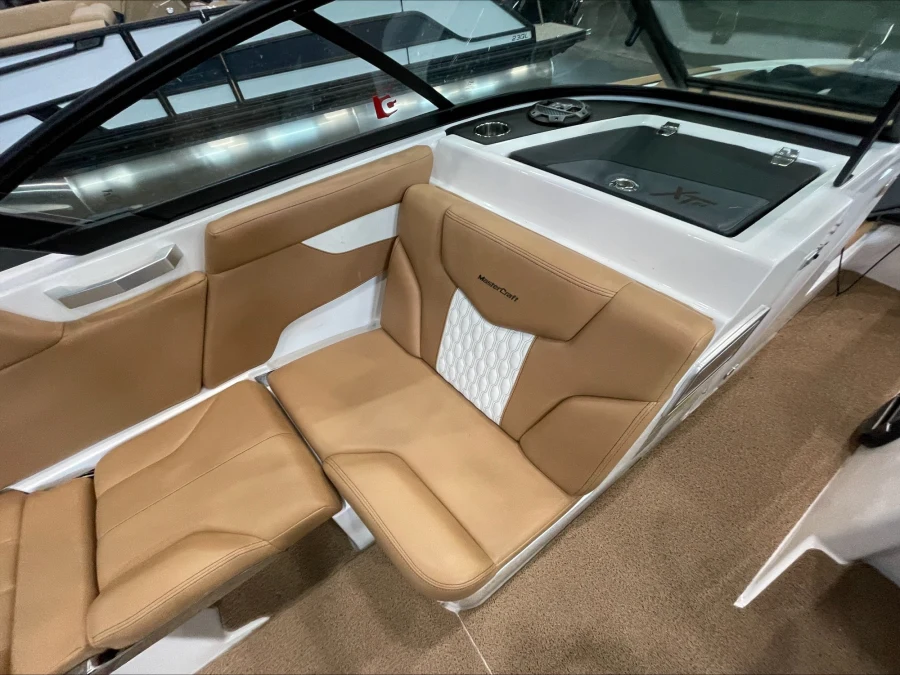 2022-mastercraft-xt24-139925-image16