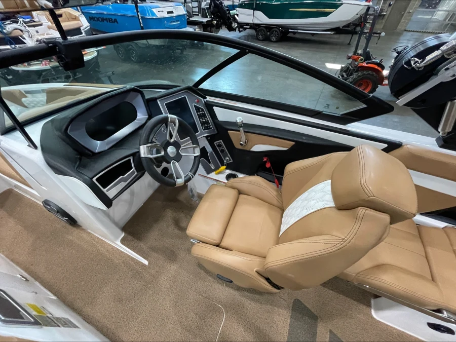 2022-mastercraft-xt24-139925-image18