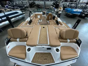 2022-mastercraft-xt24-139925-image6