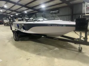 2001-nautique-ski-nautique-138799-image1.webp