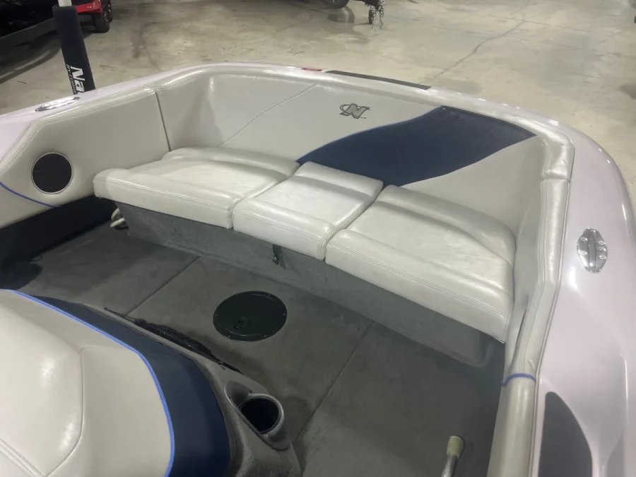 2001-nautique-ski-nautique-138799-image7.webp