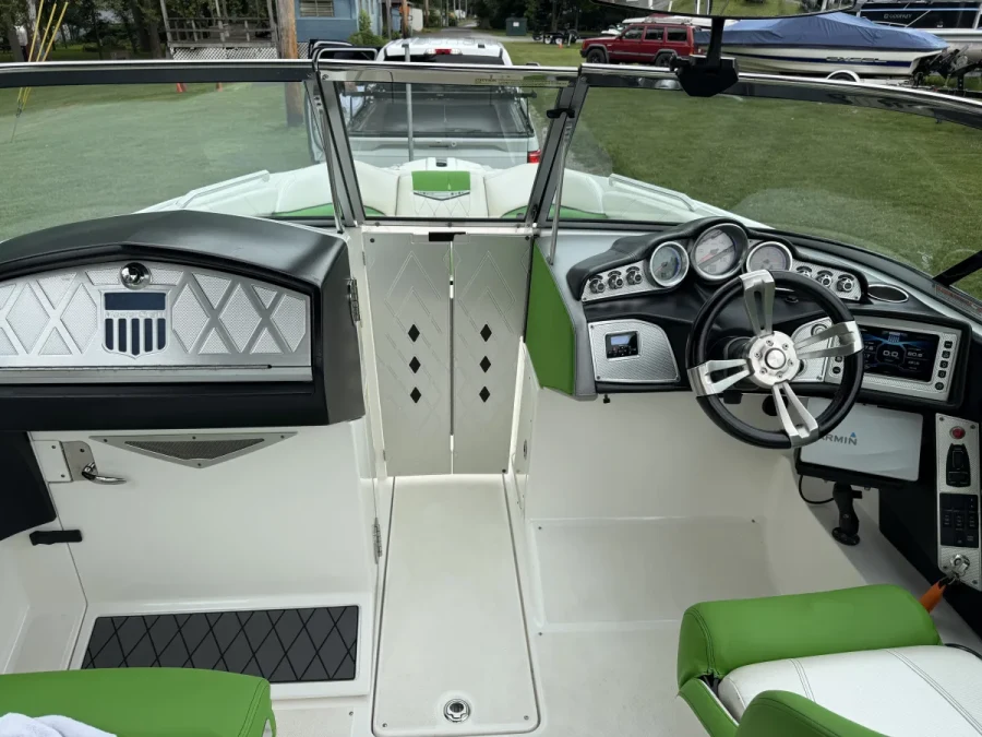 2013-mastercraft-x55-138807-image15.webp