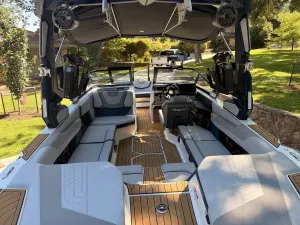 2022-nautique-g23-138812-image10.webp
