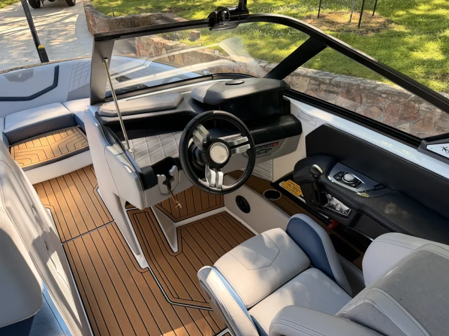 2022-nautique-g23-138812-image11.webp