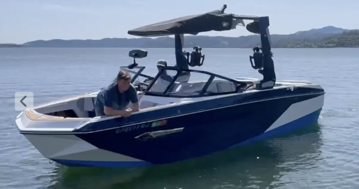 2022 Super Air Nautique G23