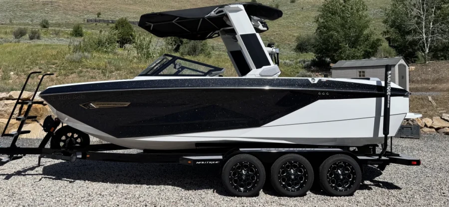 2024-nautique-g23-138817-image1.webp