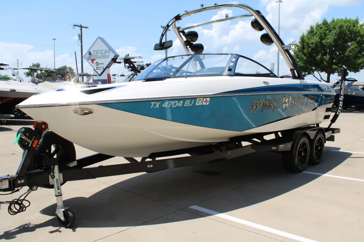 2011 Malibu 23 LSV
