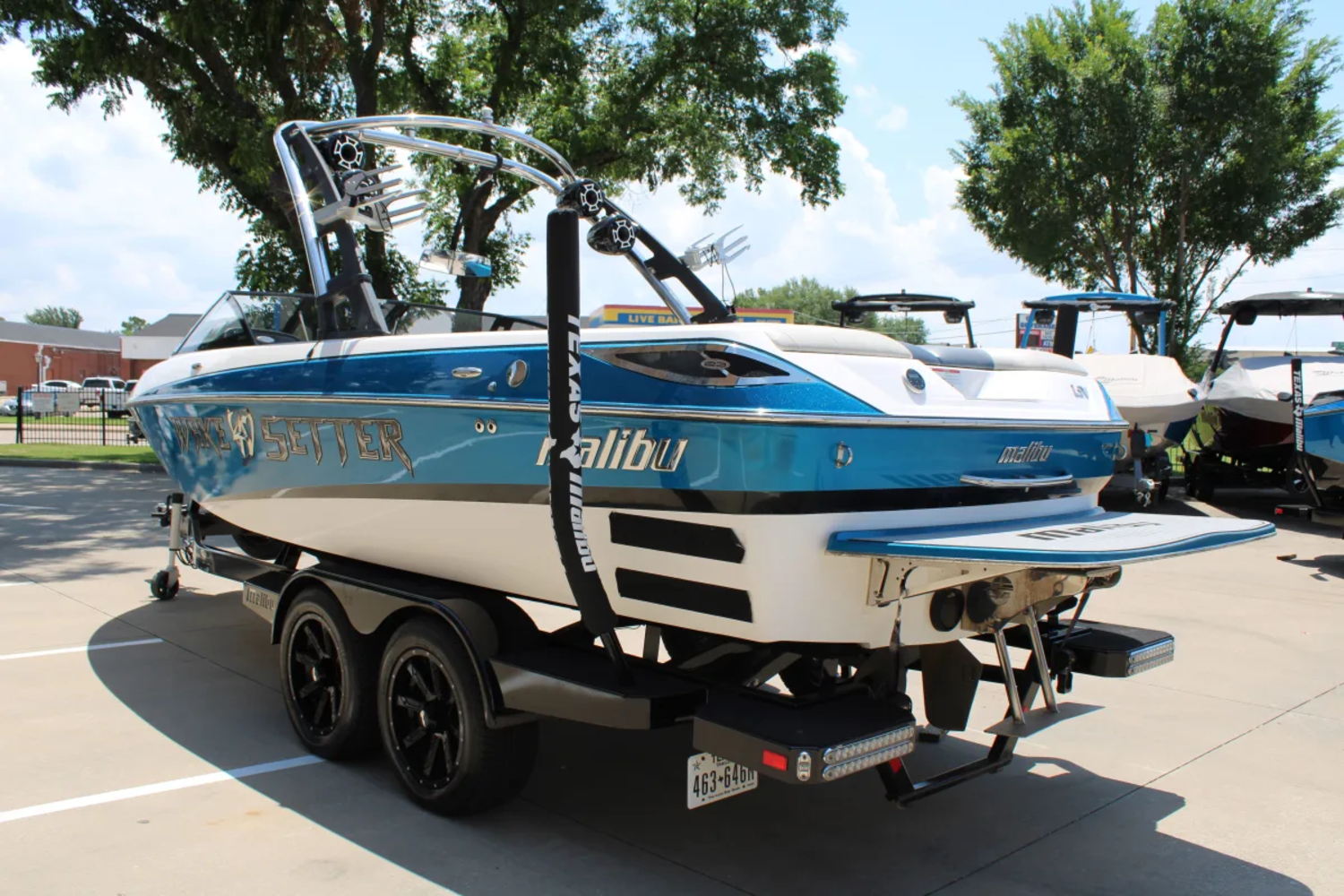 2011 Malibu 23 LSV