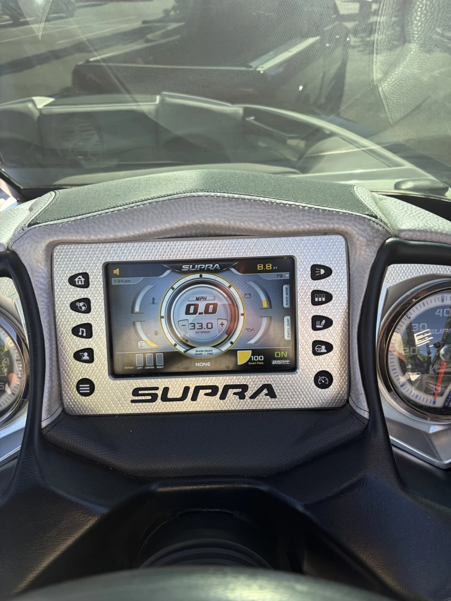 2015 Supra Boats SE