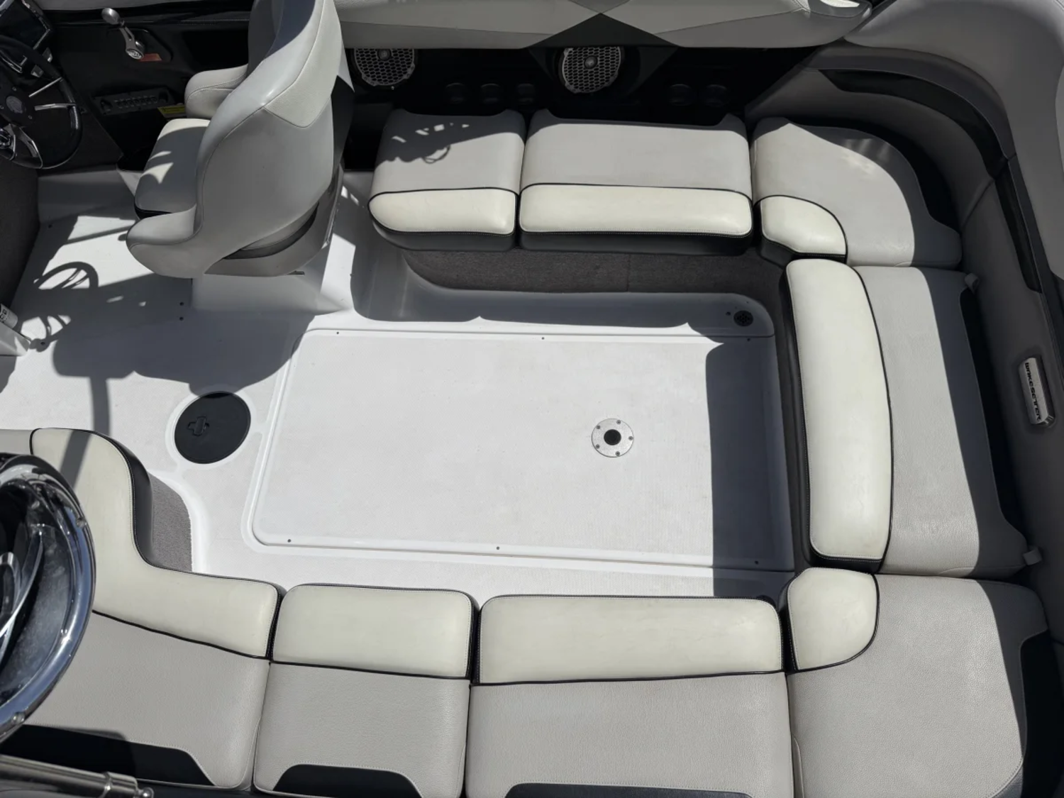 2014 23' Malibu Wakesetter 23 LSV Bowrider