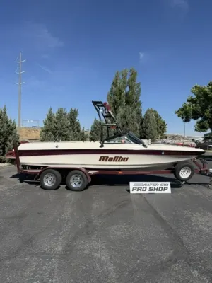1999-malibu-wakesetter-vlx-138855-image0.webp