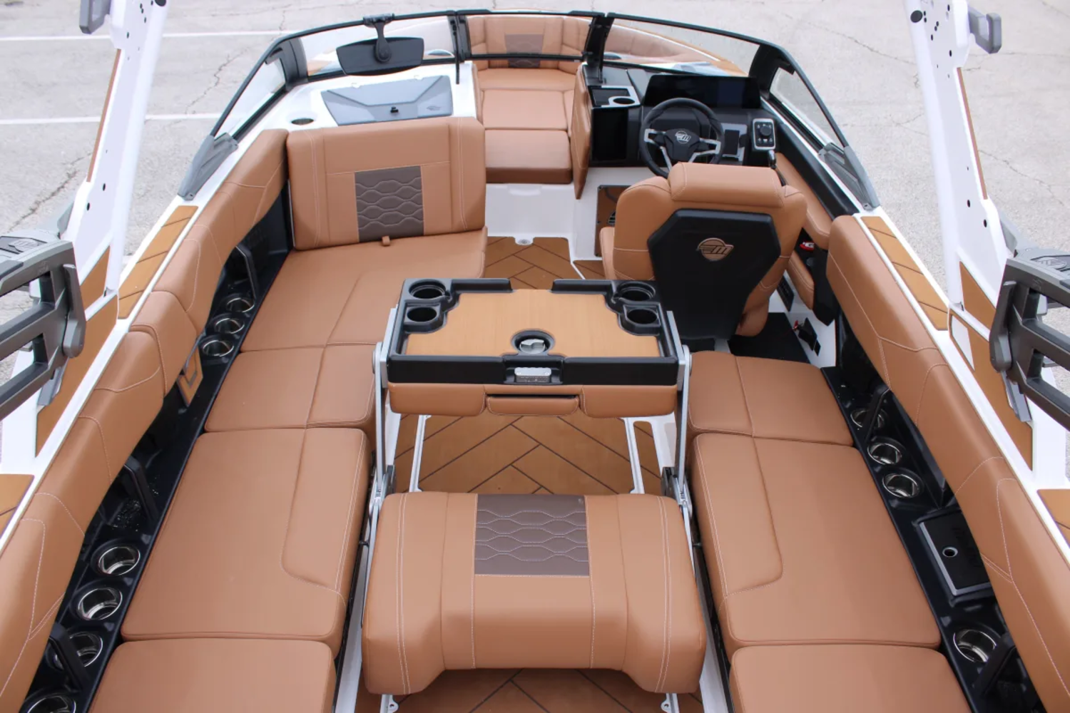 2026 Malibu 23 LSV