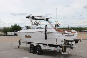 2026-malibu-wakesetter-23-lsv-138856-image5.webp