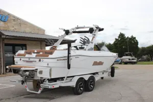 2026-malibu-wakesetter-23-lsv-138856-image7.webp