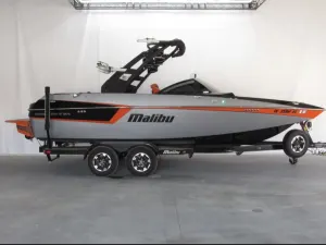 2019-malibu-wakesetter-22-mxz-138867-image0.webp