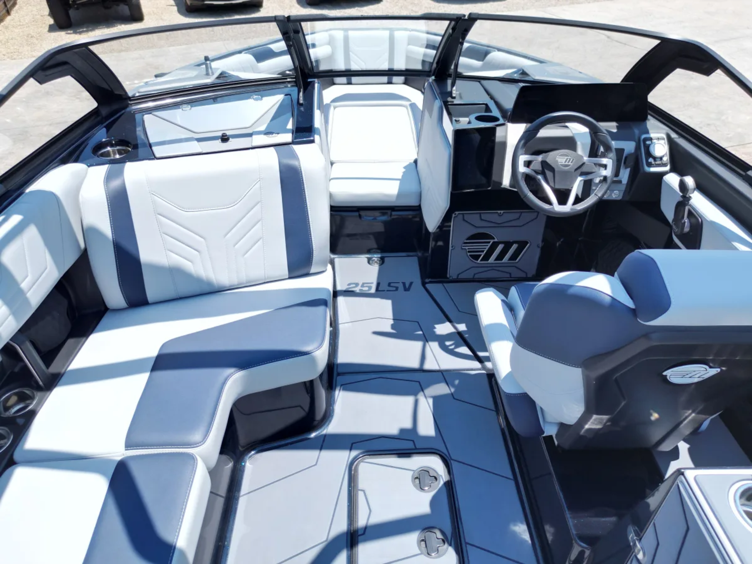 2025 Malibu Wakesetter 25 LSV