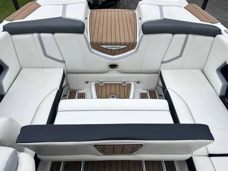 2020-nautique-g21-138884-image7.webp
