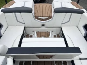 2020-nautique-g21-138884-image7.webp