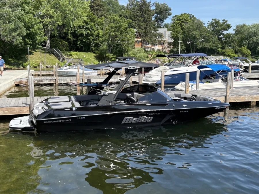 2021-malibu--wakesetter-23-mxz-138894-image1_153159.webp