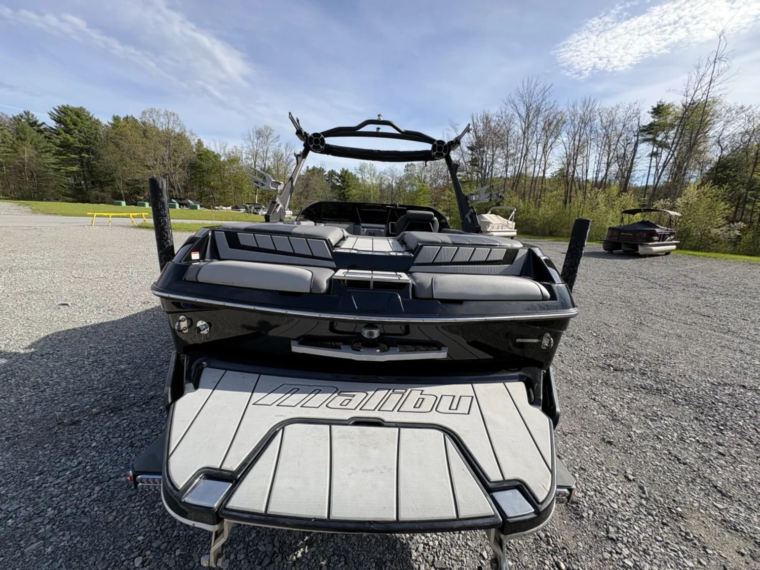 2021 Malibu MXZ 23 wakesetter (230 hours)