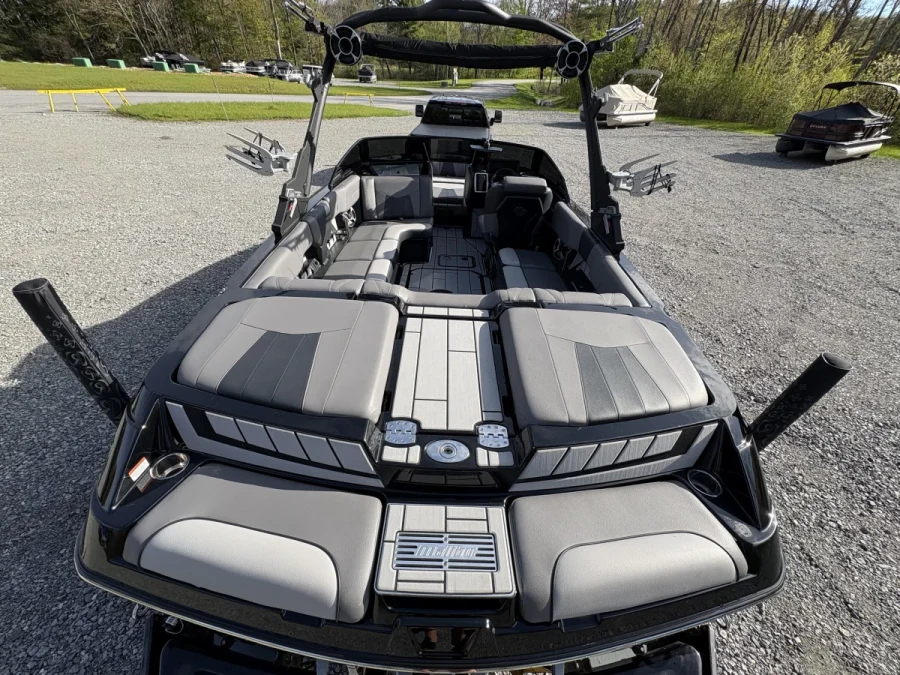 2021-malibu--wakesetter-23-mxz-138894-image3.webp