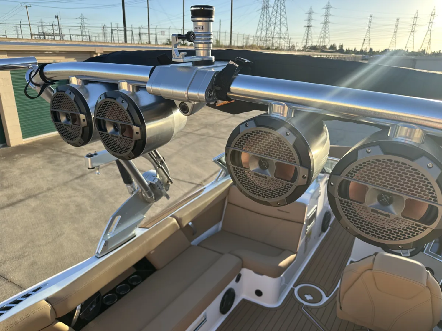 2021 Mastercraft XT22 - Excellent Condition Low Hours
